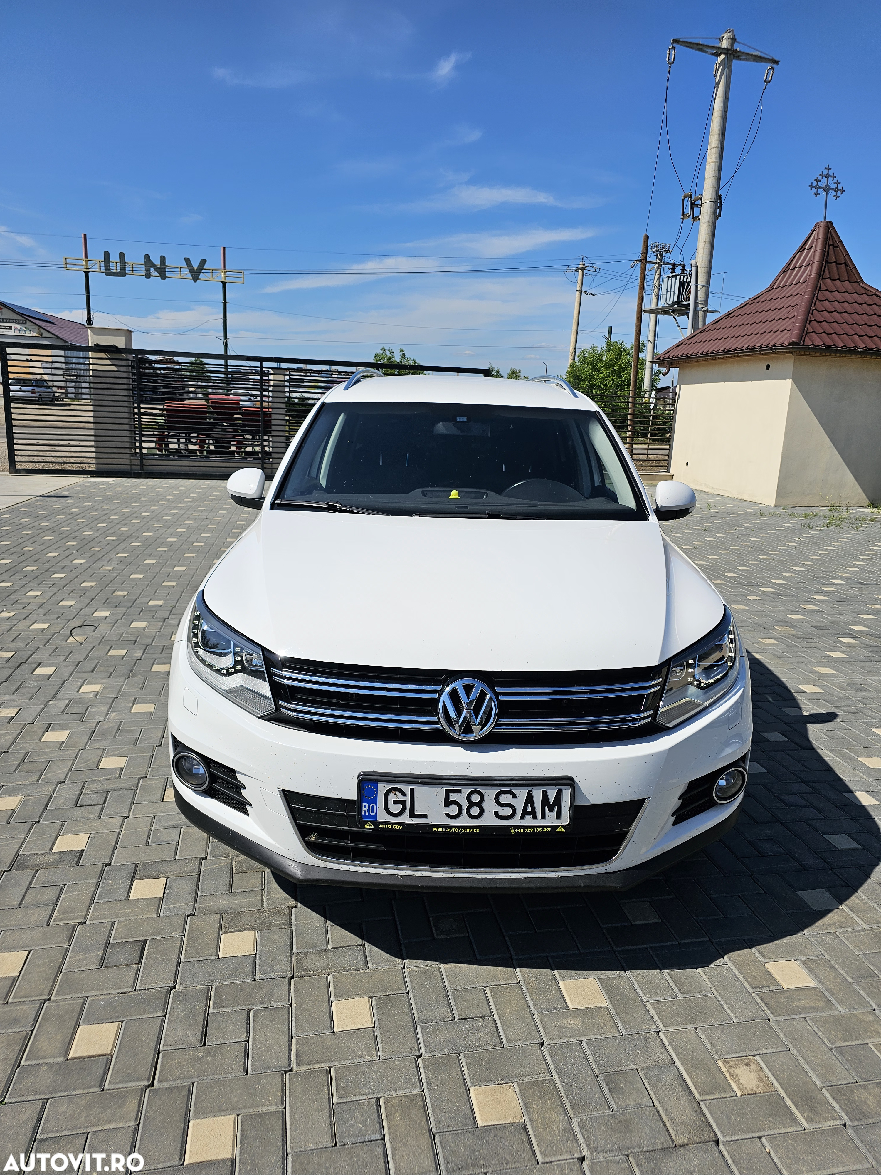 Volkswagen Tiguan 2.0 TDI 4Motion DSG BMT Sport & Style - 2