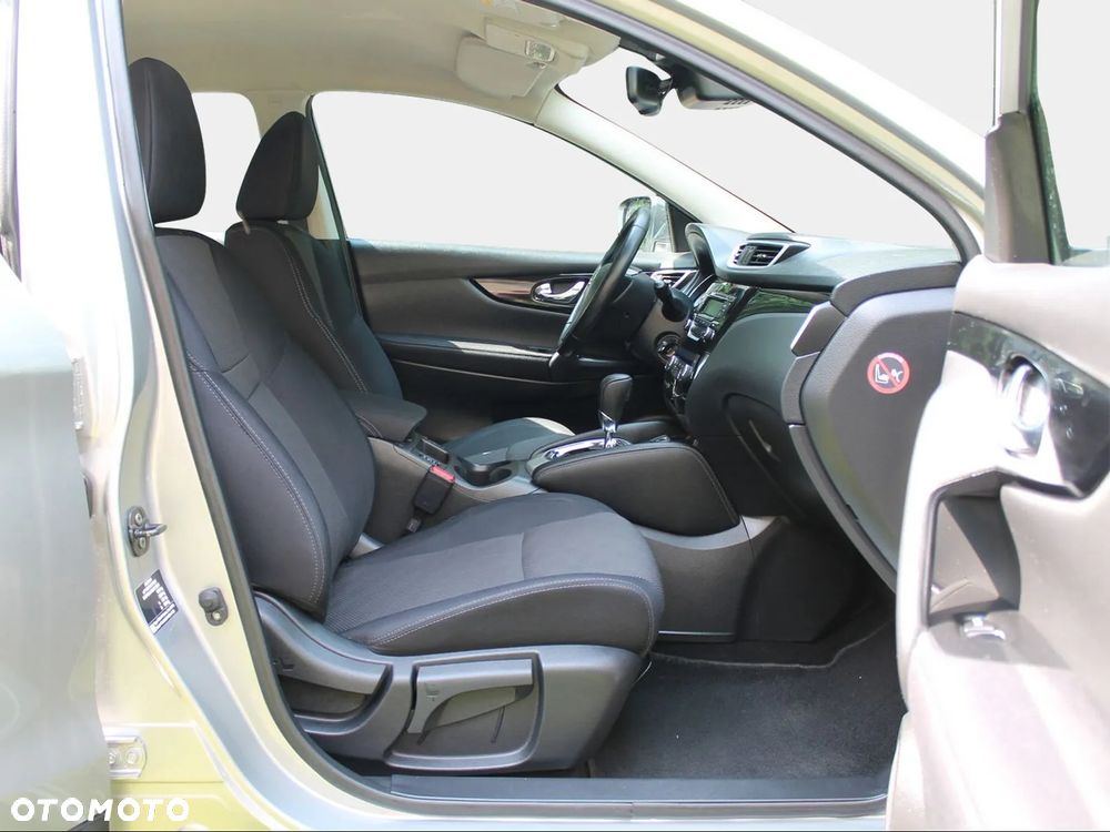 Nissan Qashqai 1.2 DIG-T N-Vision Xtronic EU6 - 5