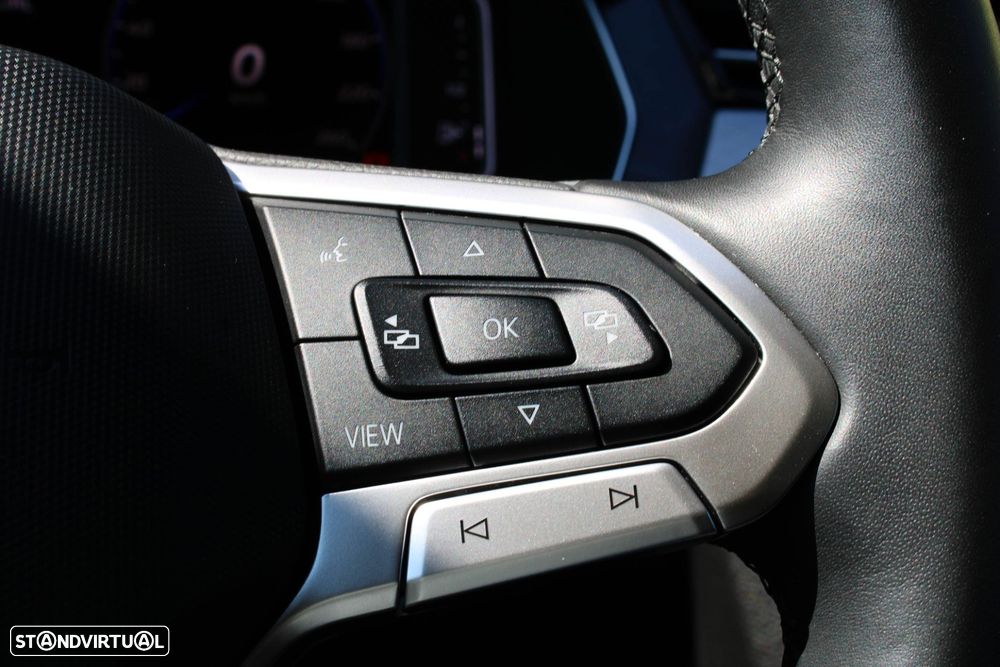 VW Passat Variant 2.0 TDI Business DSG - 35