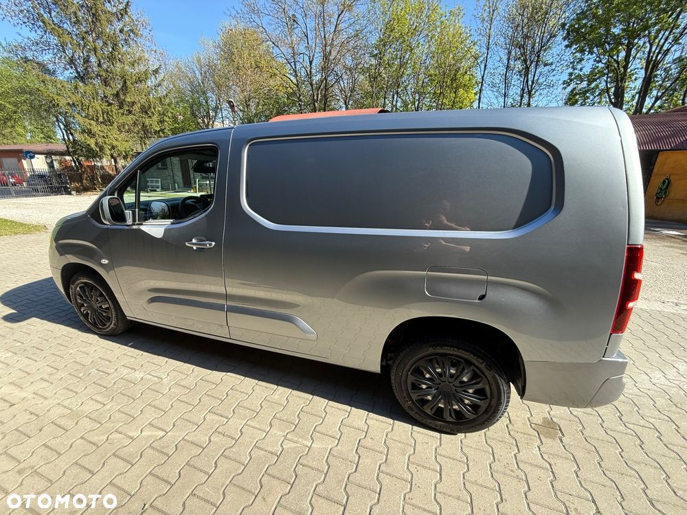Opel COMBO - 8