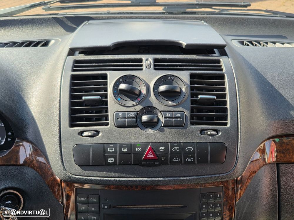 Mercedes-Benz Viano - 16