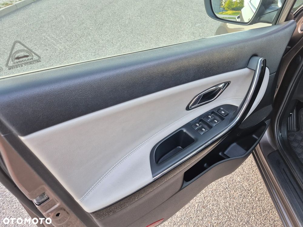 Kia Ceed 1.6 GDI L Business Line - 17