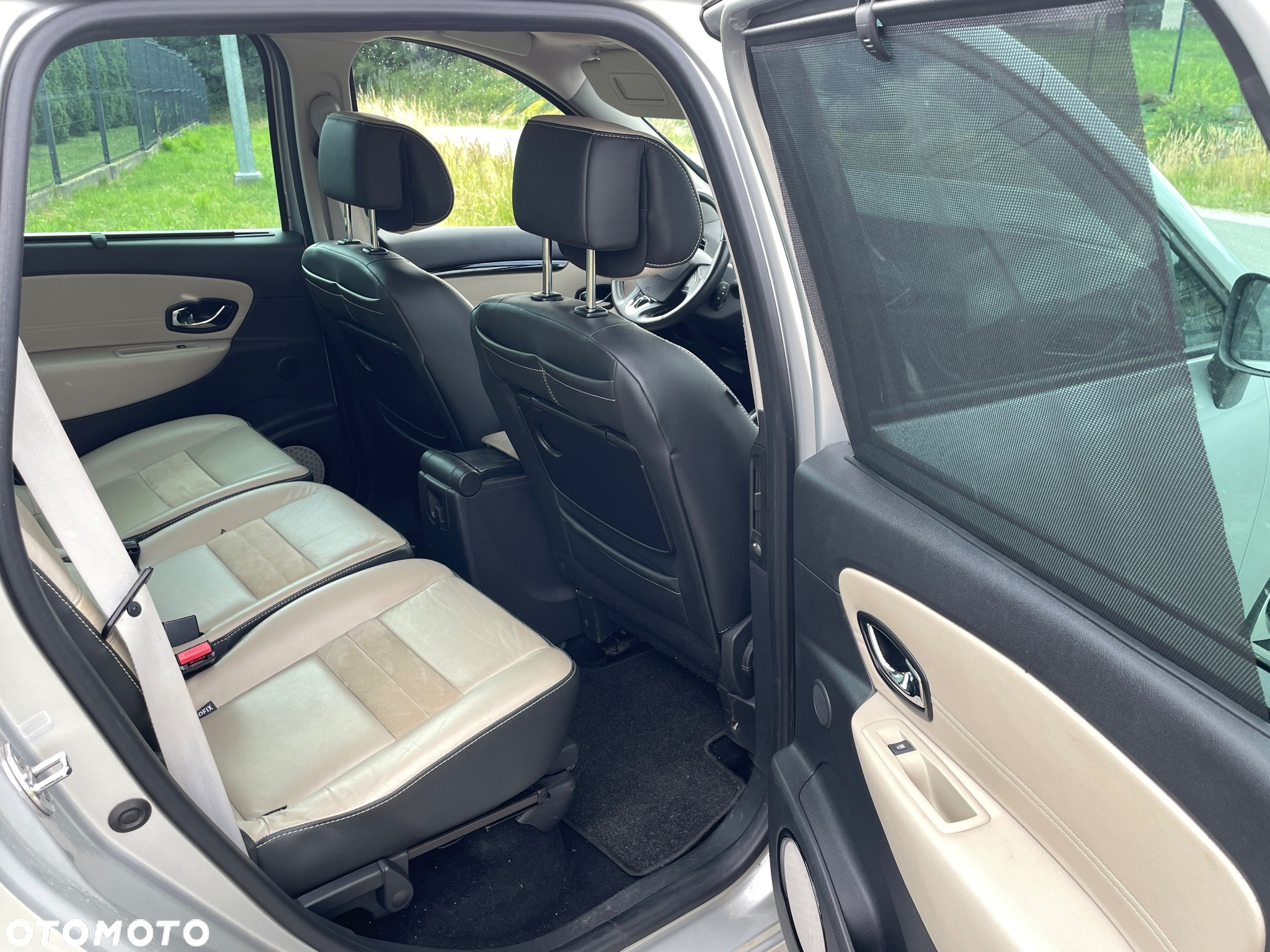 Renault Grand Scenic ENERGY TCe 130 S&S Bose Edition - 21