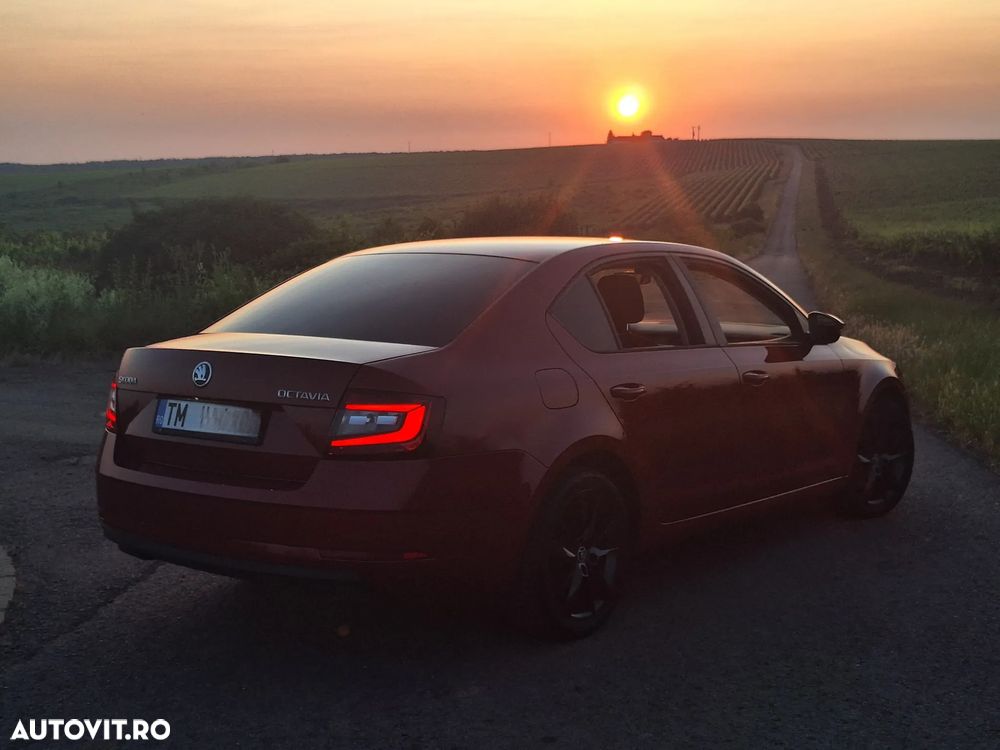 Skoda Octavia 2.0 TDI Ambition - 1