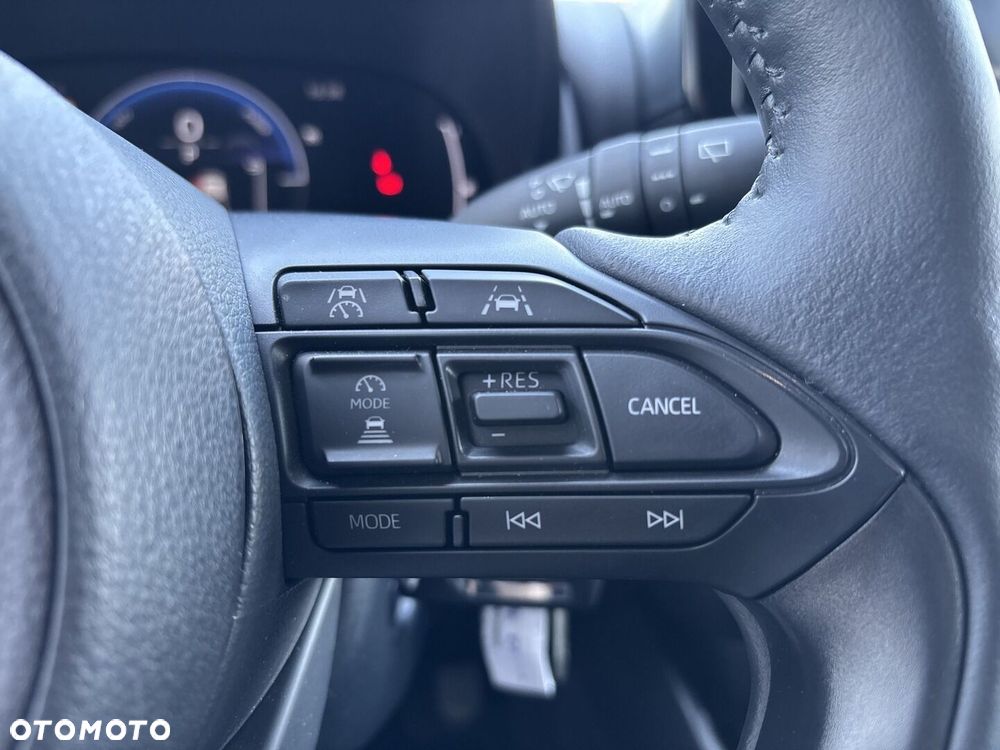 Toyota Yaris Hybrid 1.5 Style - 22