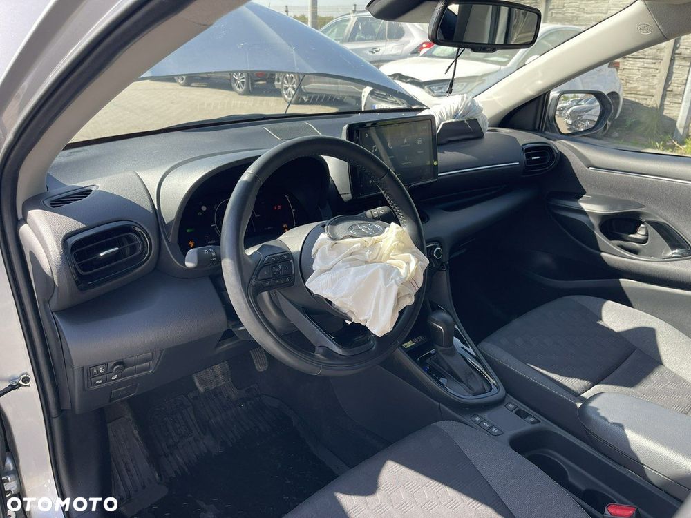 Toyota Yaris - 9