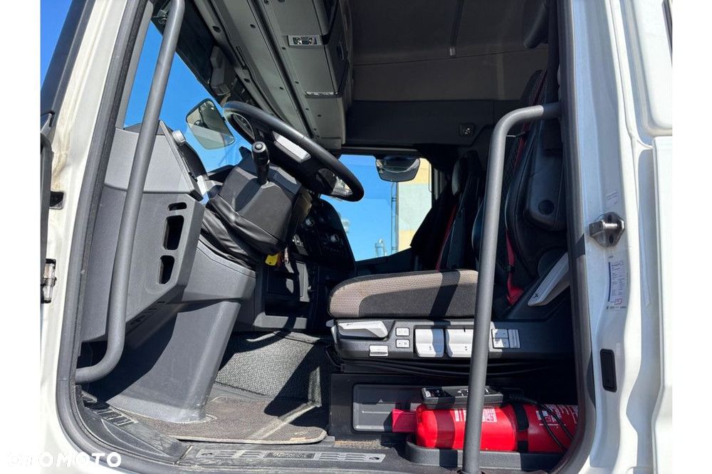 Renault T380 4x2 EURO6 + CARRIER SUPRA 1150 U - 15