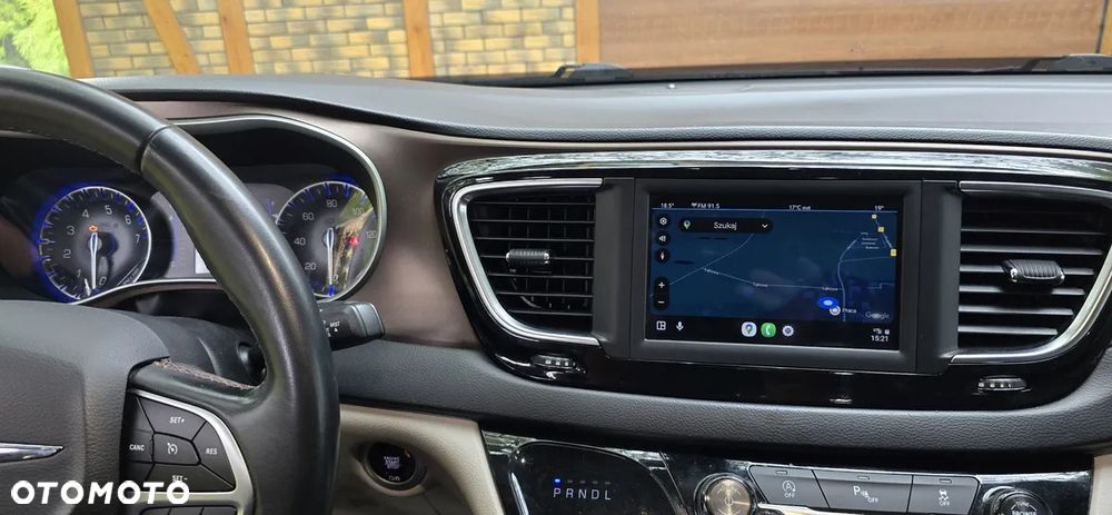 Chrysler Pacifica - 26