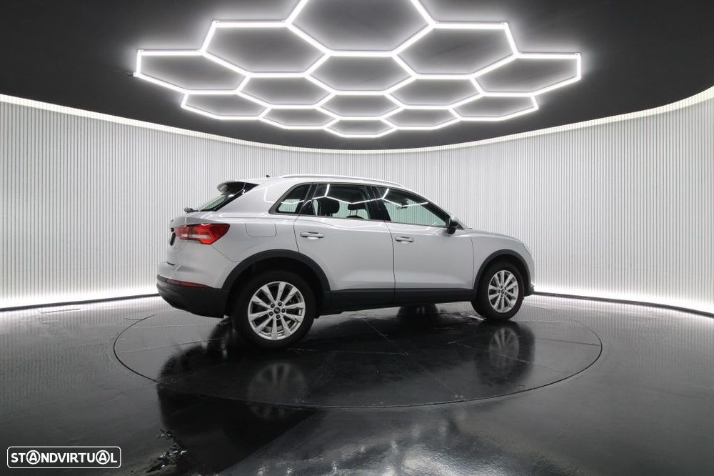Audi Q3 45 TFSIe S tronic - 9
