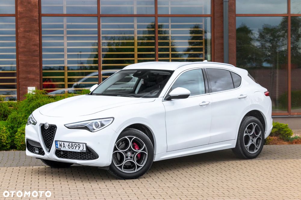 Alfa Romeo Stelvio 2.0 Turbo Executive Q4 - 3