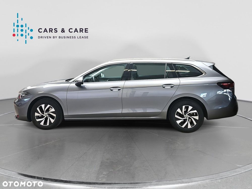 Volkswagen Passat - 30