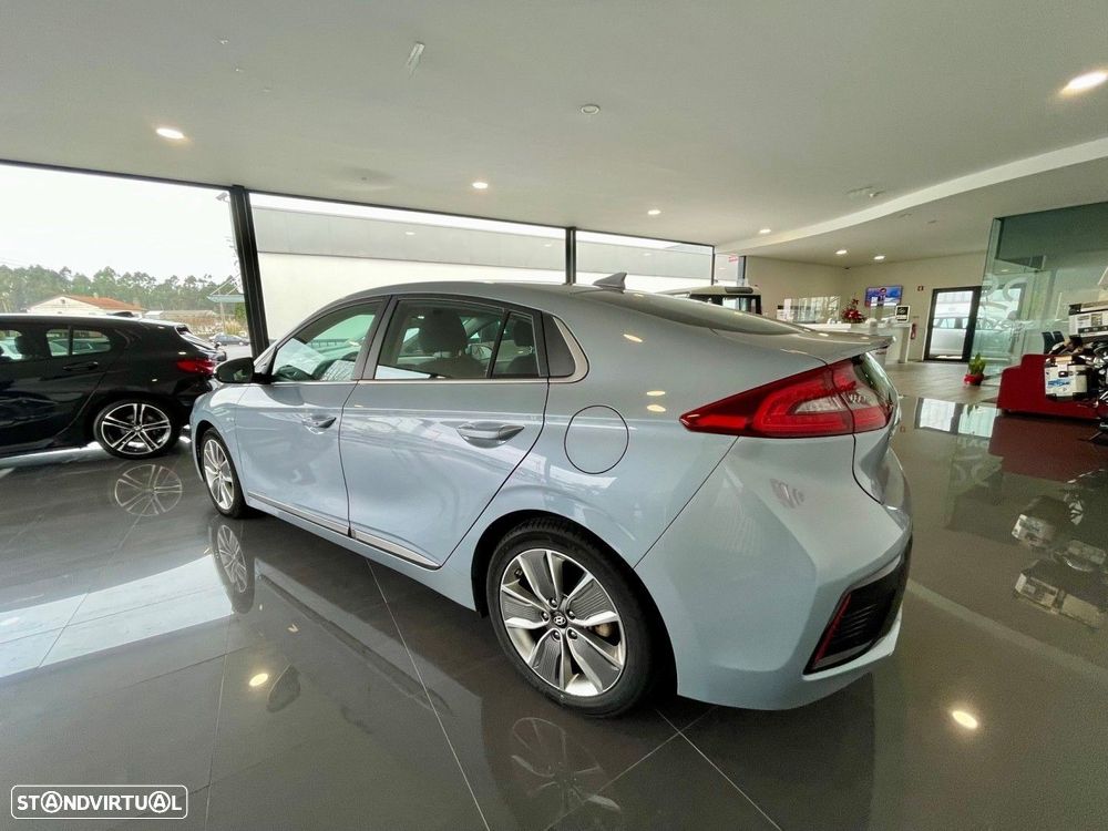Hyundai Ioniq 1.6 GDI HEV Hybrid Tech - 6