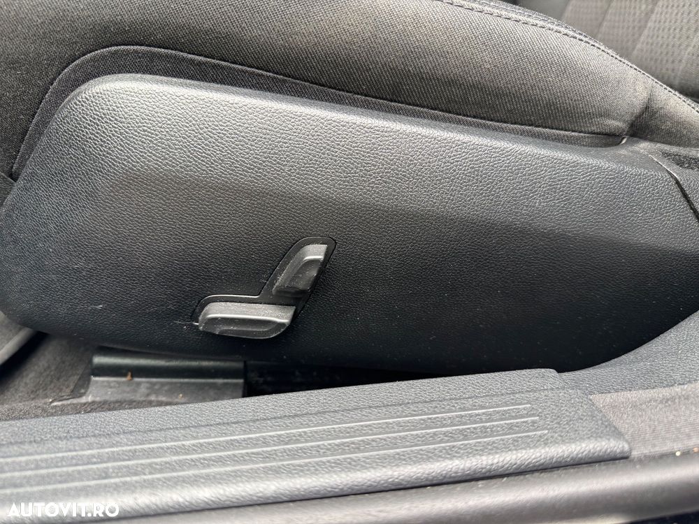 Mercedes-Benz E - 10