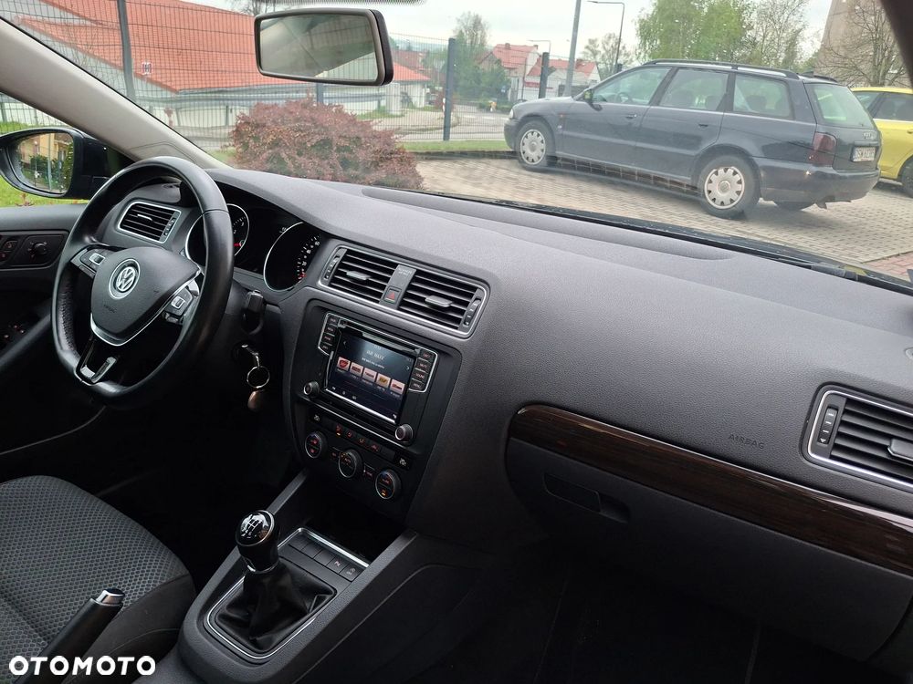 Volkswagen Jetta 1.4 TSI BMT Comfortline - 21