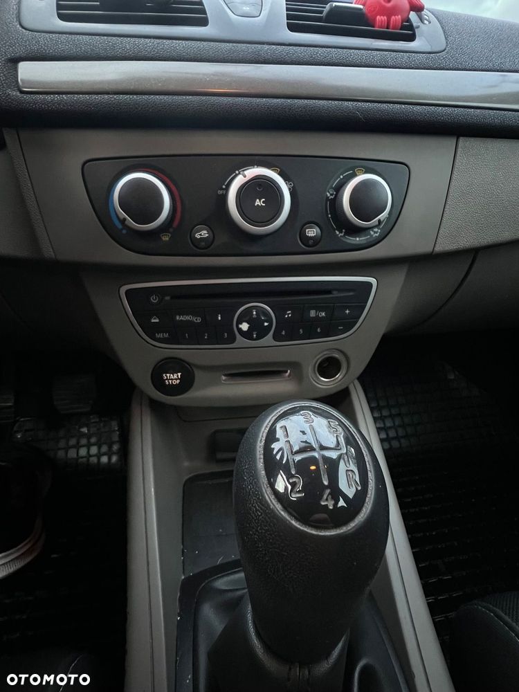 Renault Megane 1.6 16V Color Edition - 14