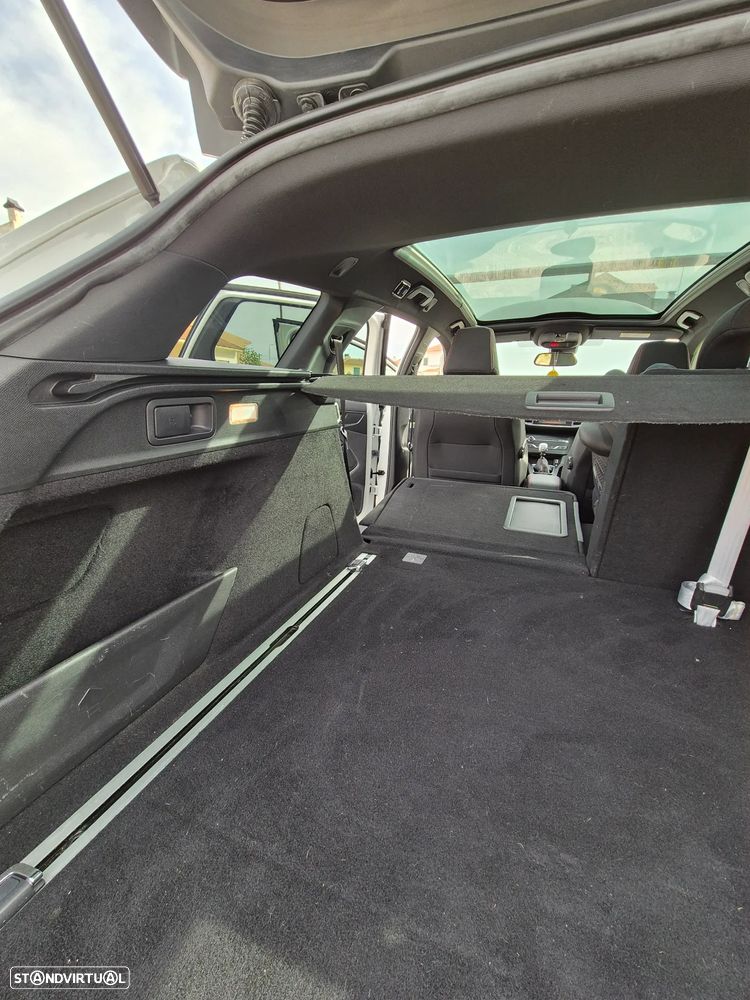 Peugeot 308 SW 1.6 BlueHDi GT Line - 32