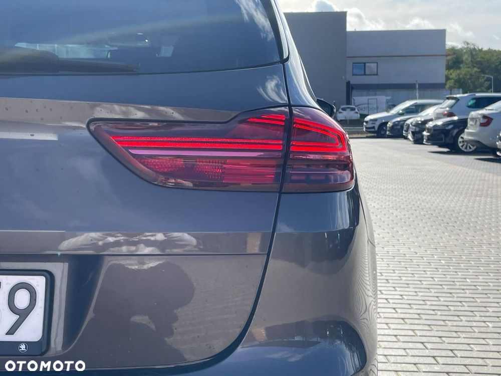 Kia Ceed 1.4 T-GDI L Business Line DCT - 14