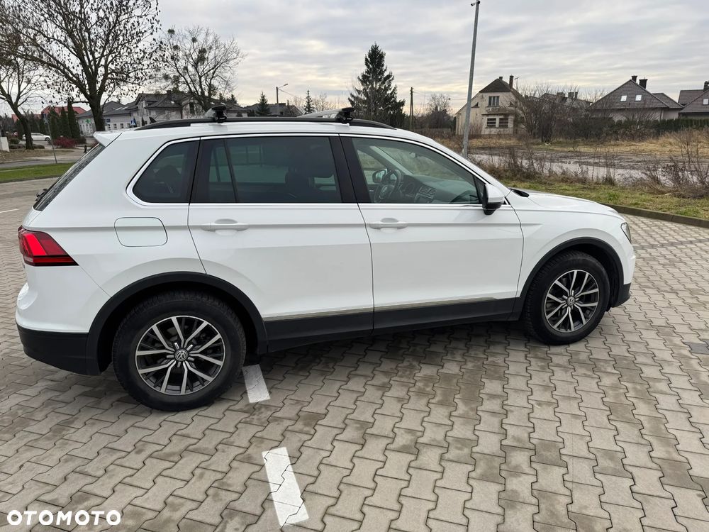 Volkswagen Tiguan - 5
