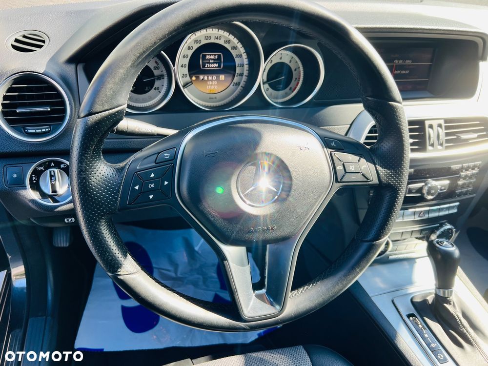 Mercedes-Benz Klasa C 200 (BlueEFFICIENCY) 7G-TRONIC Avantgarde - 21