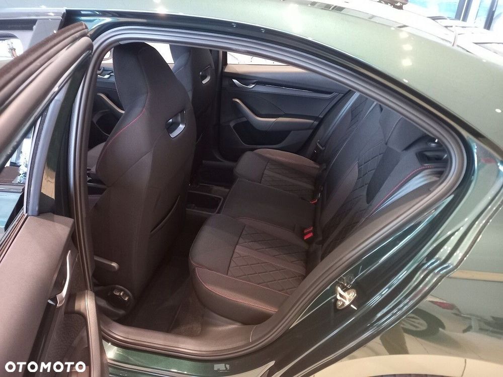 Skoda Octavia 2.0 TSI RS DSG - 6