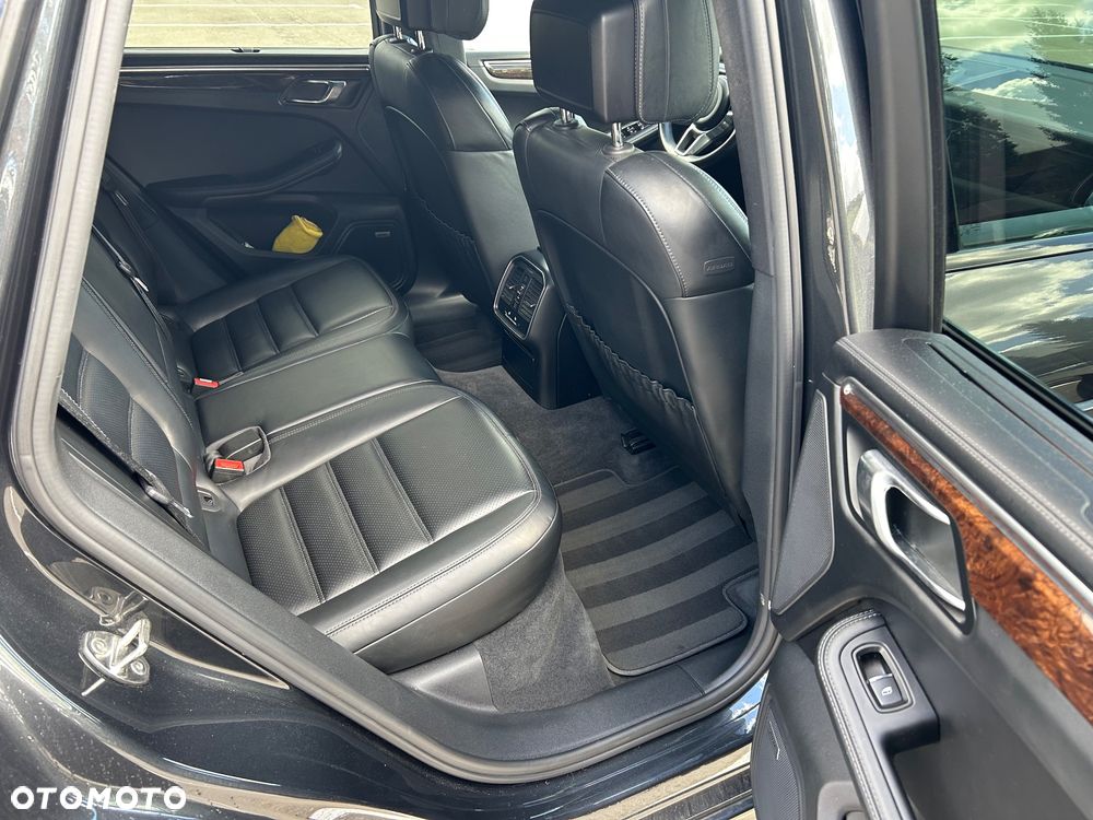 Porsche Macan - 18