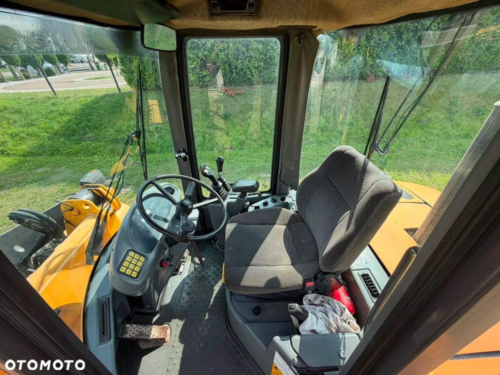 Volvo L45B - 6