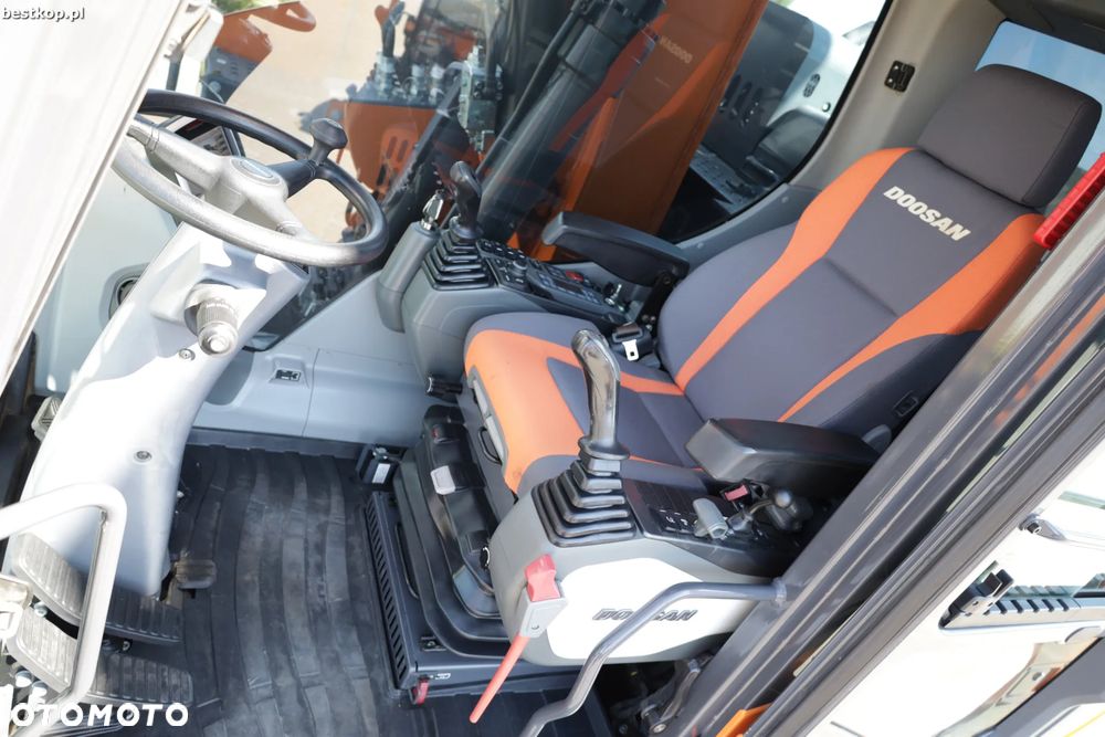 Doosan DX165W-5 - 26