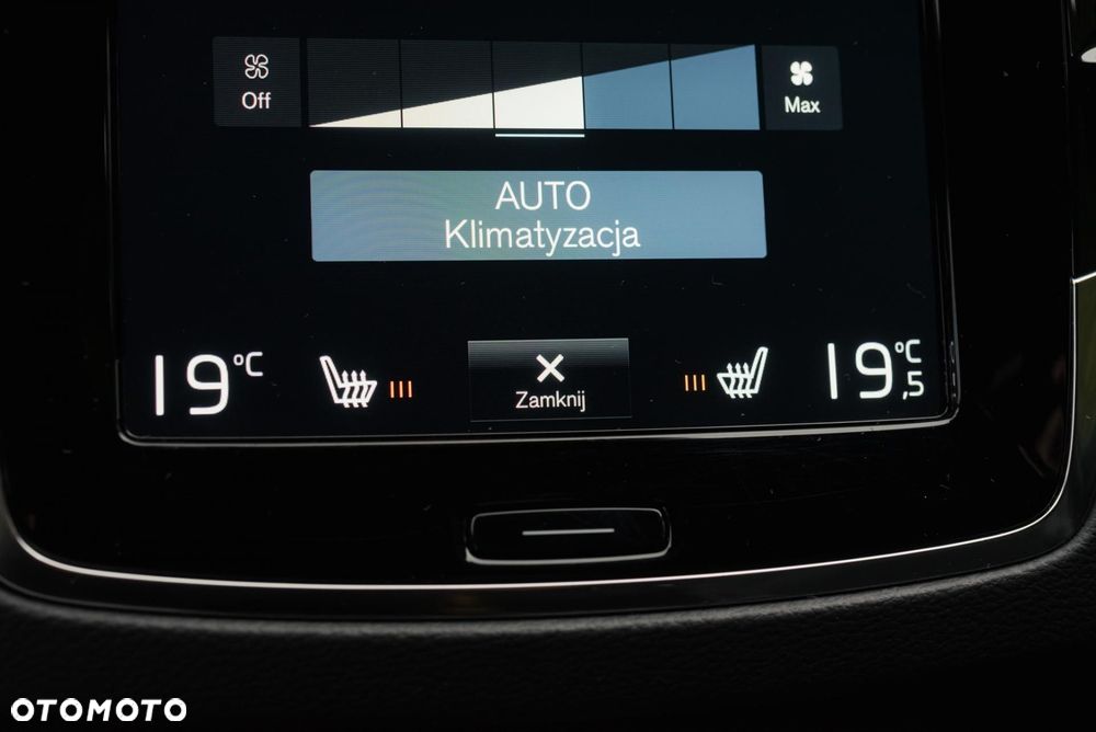 Volvo XC 90 D5 AWD R-Design - 26