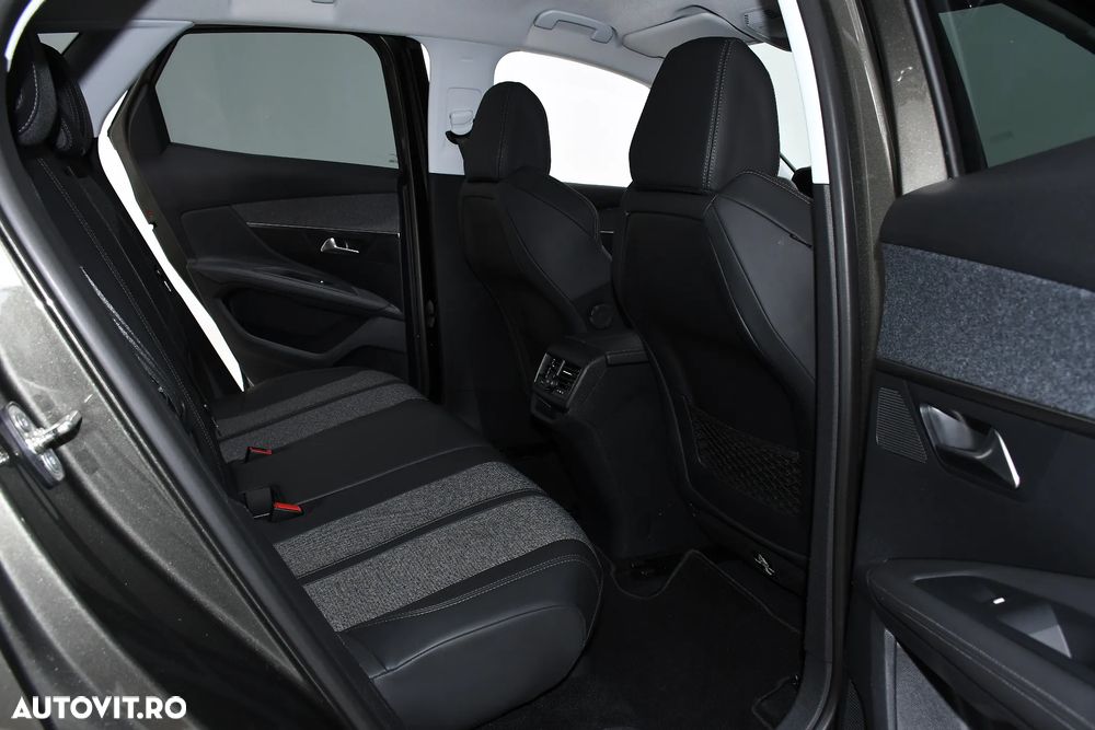 Peugeot 3008 1.2 PureTech Turbo S&S EAT6 Allure - 7