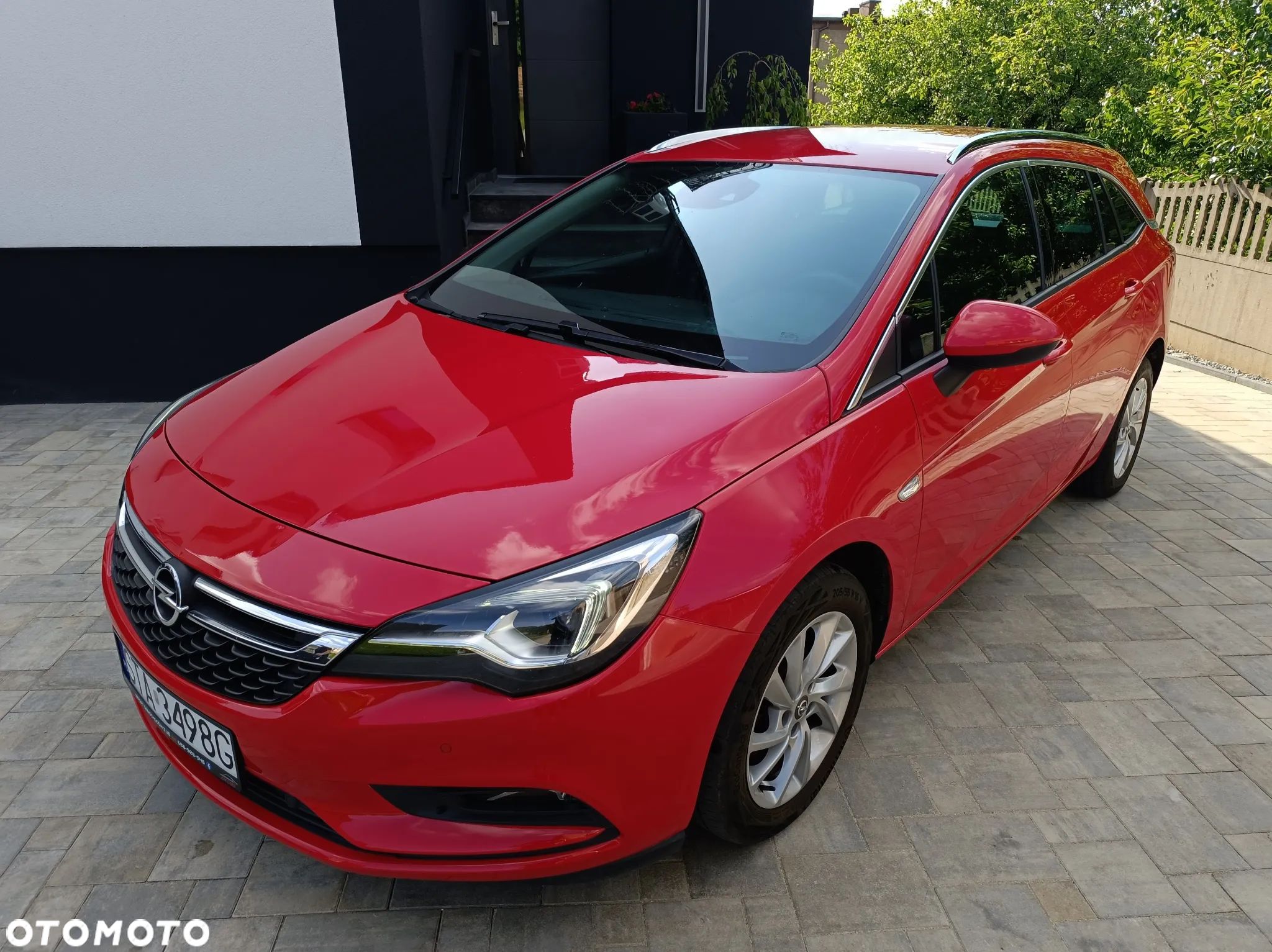 Opel Astra 1.4 Turbo Start/Stop Sports Tourer Innovation - 1