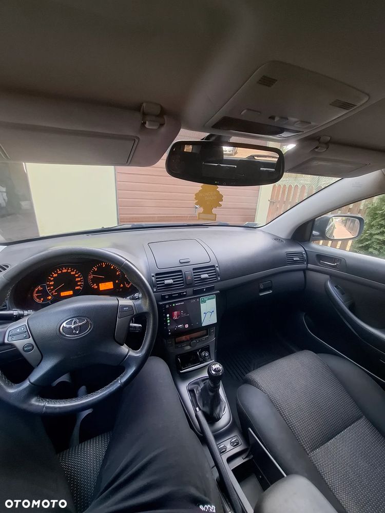Toyota Avensis 2.2 D-4D Prestige - 14