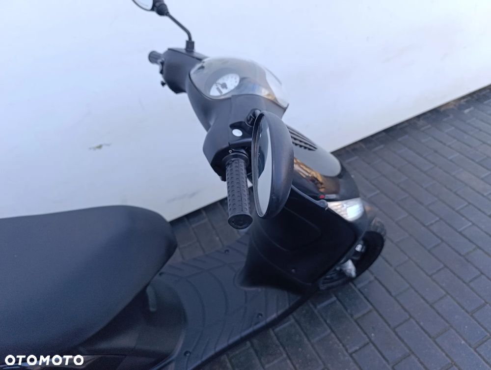 Piaggio ZIP - 22