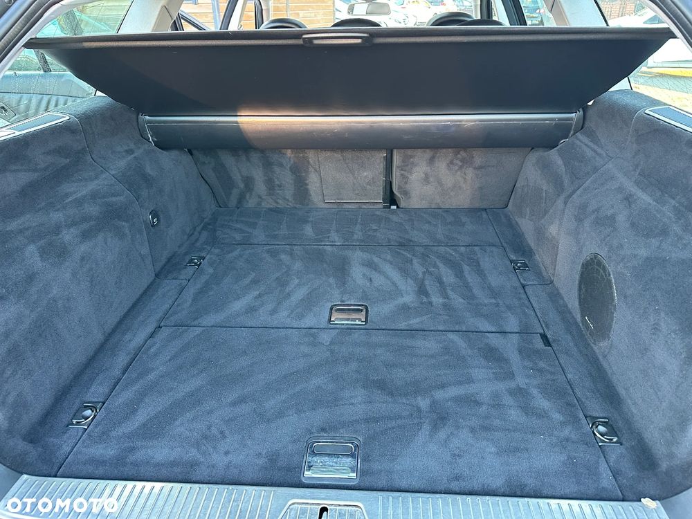 Mercedes-Benz Klasa E - 26