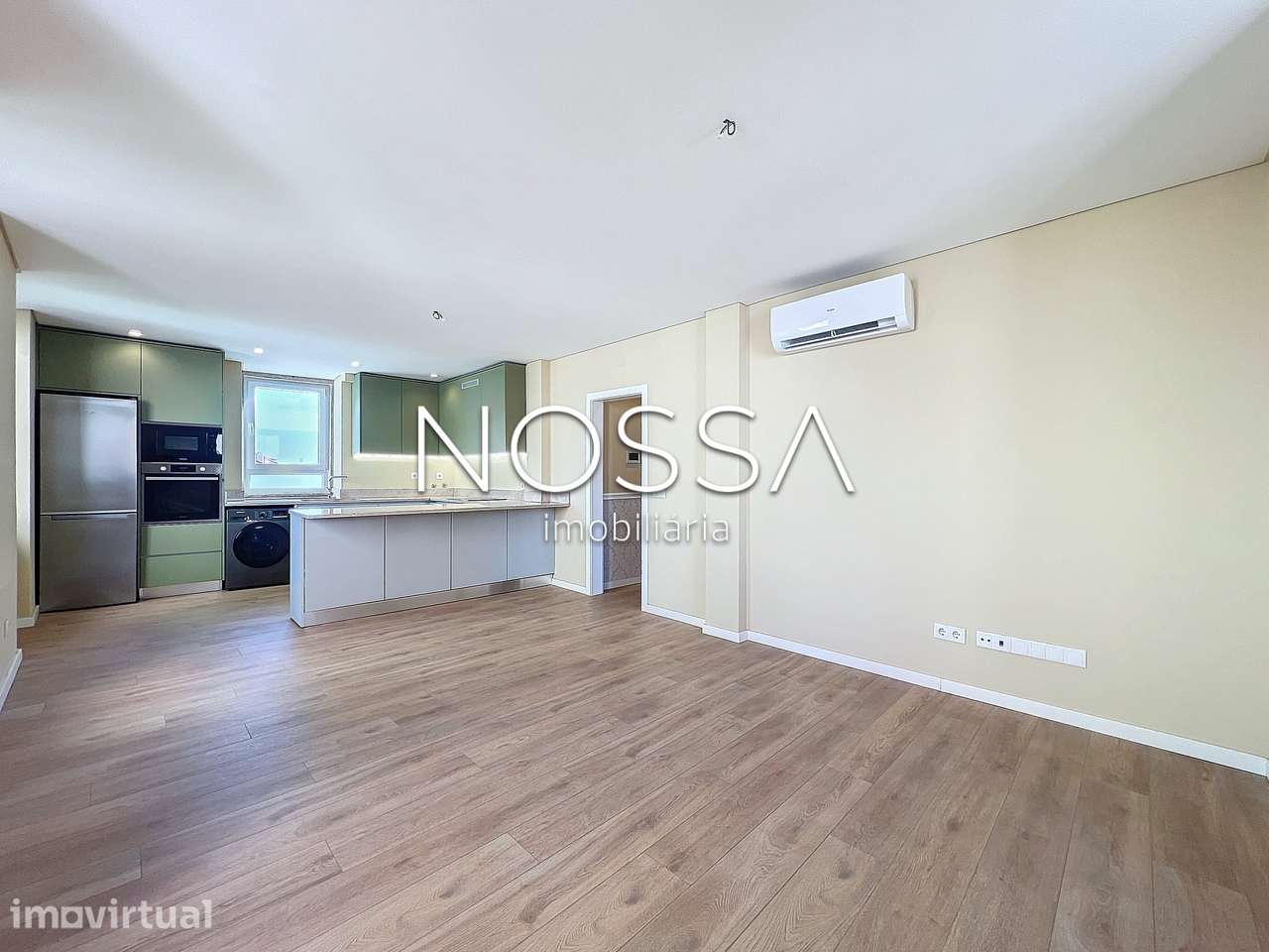 Apartamento T2 Duplex Renovado em Massamá - Grande imagem: 3/38