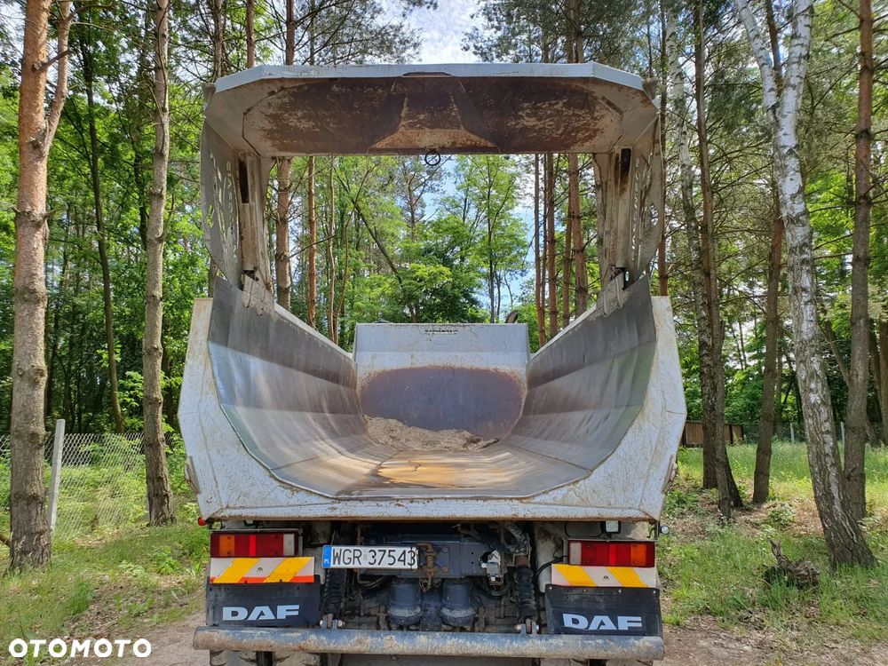 DAF Cf85 - 7