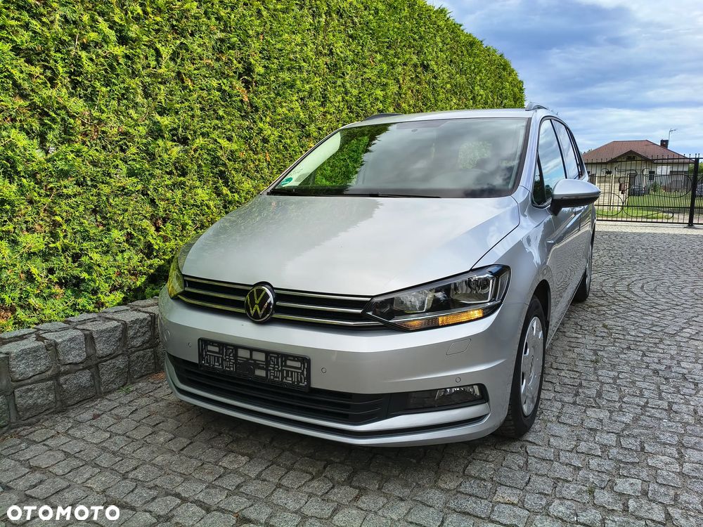 Volkswagen Touran - 23
