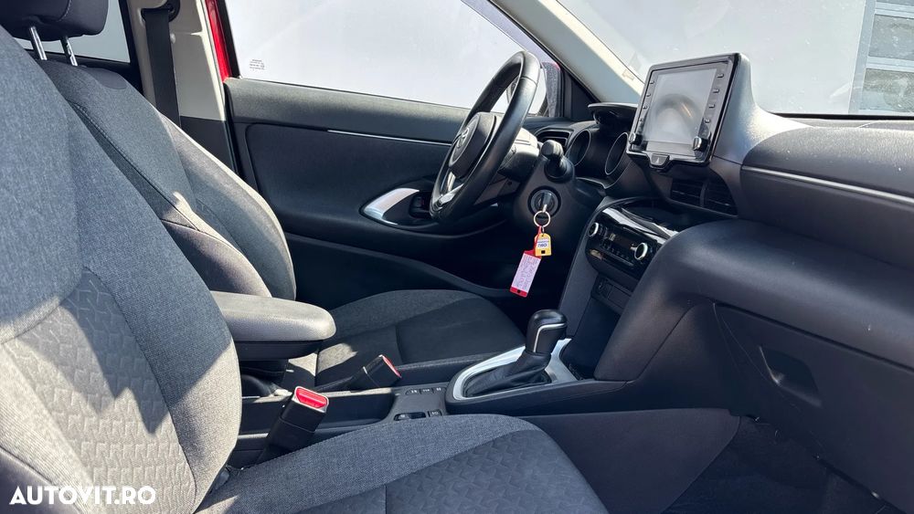 Toyota Yaris Cross 1.5 l CVT Active - 6