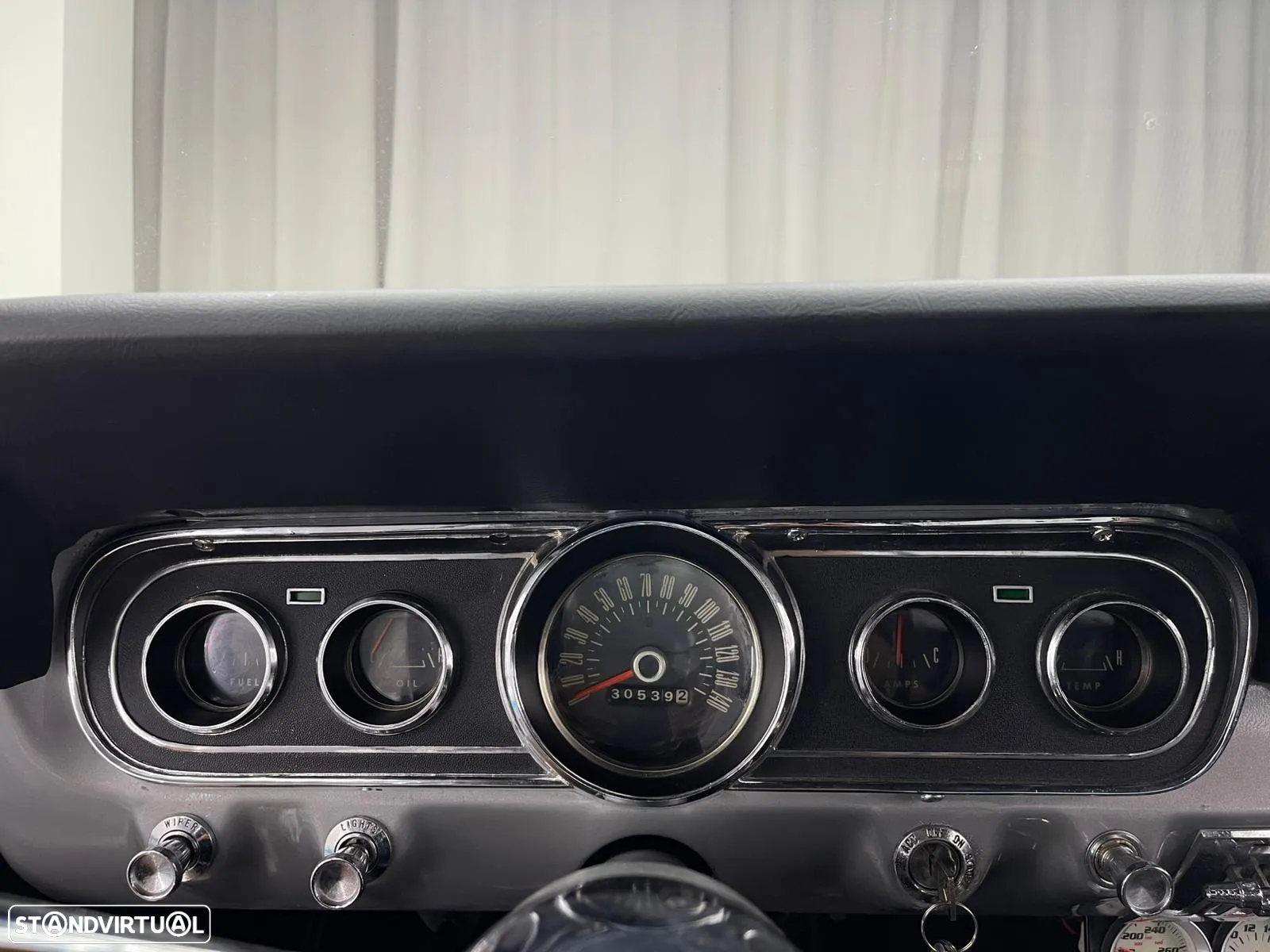 Ford Mustang - 20