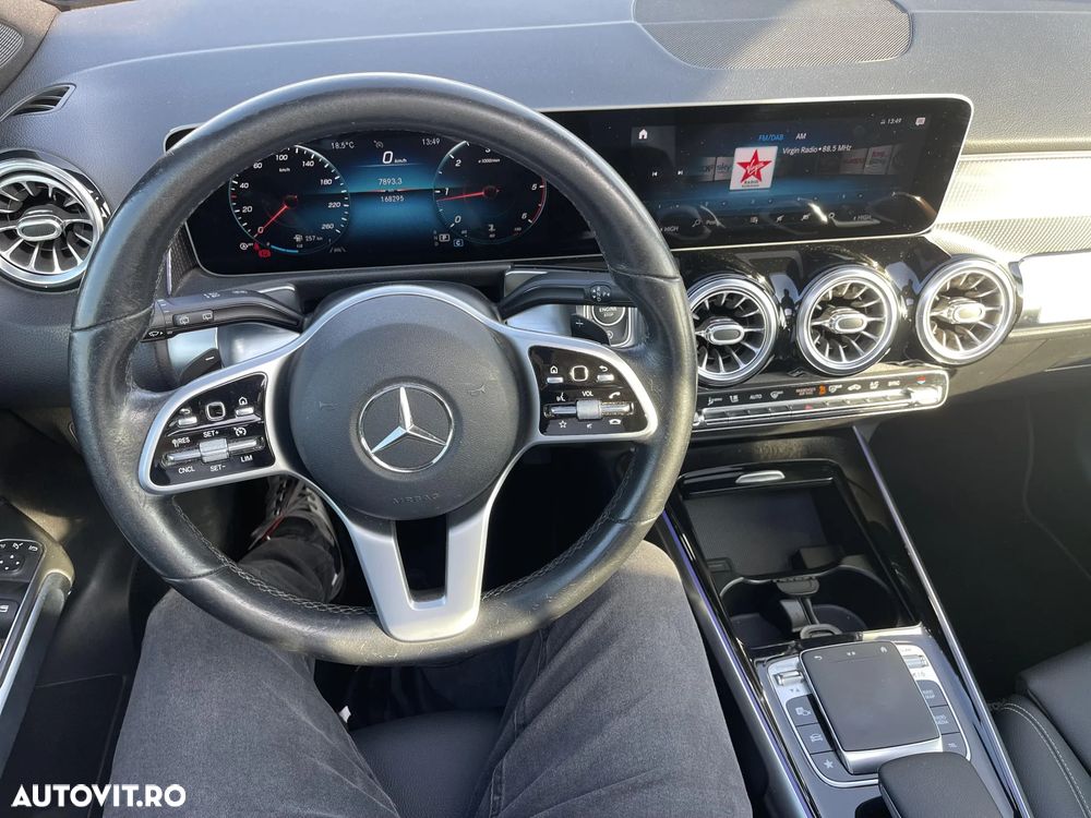 Mercedes-Benz GLB - 13