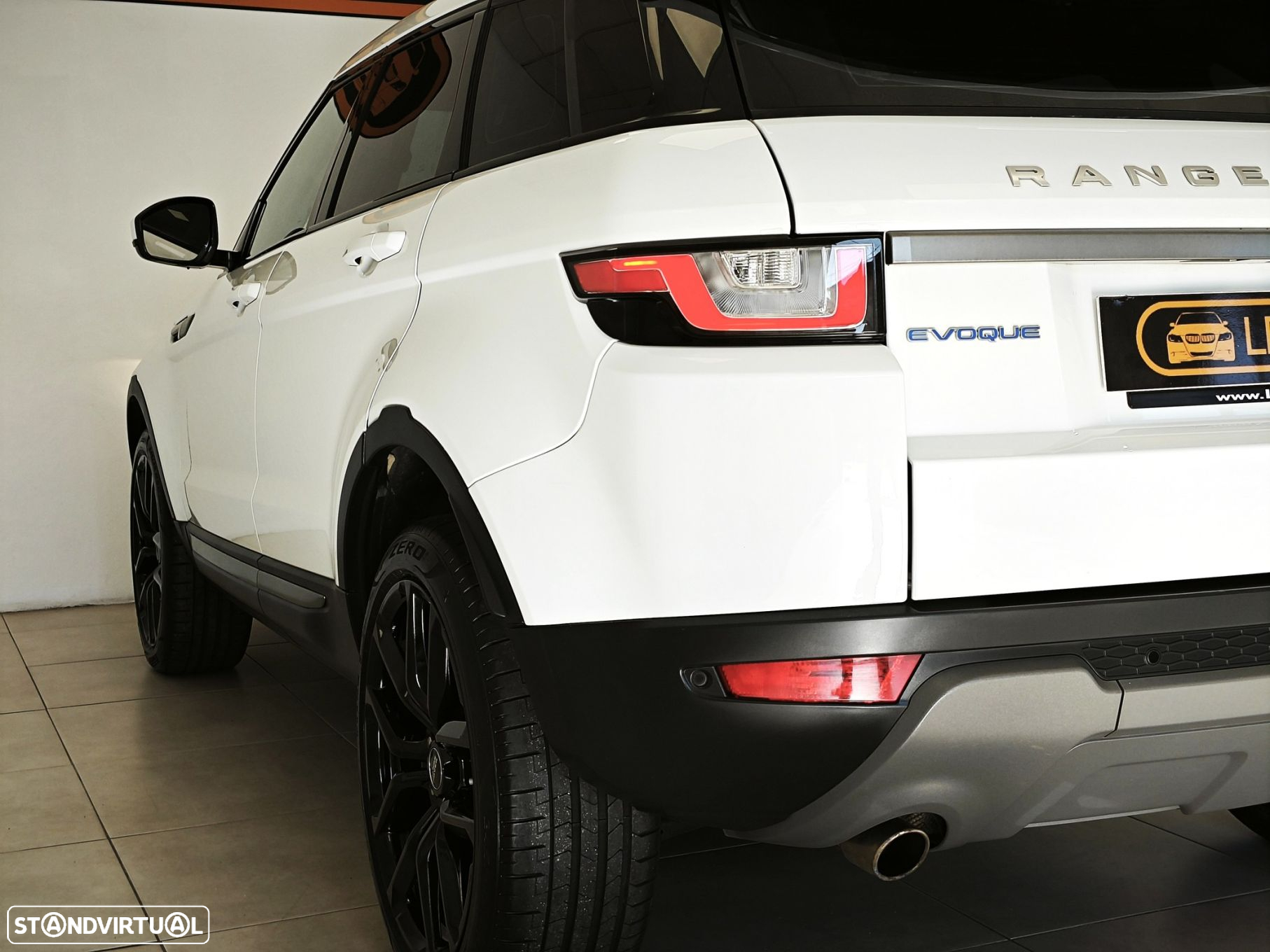 Land Rover Range Rover Evoque TD4 SE Dynamic - 18
