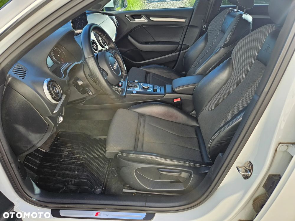 Audi A3 Sportback 1.8 TFSI Ambiente S tronic - 12