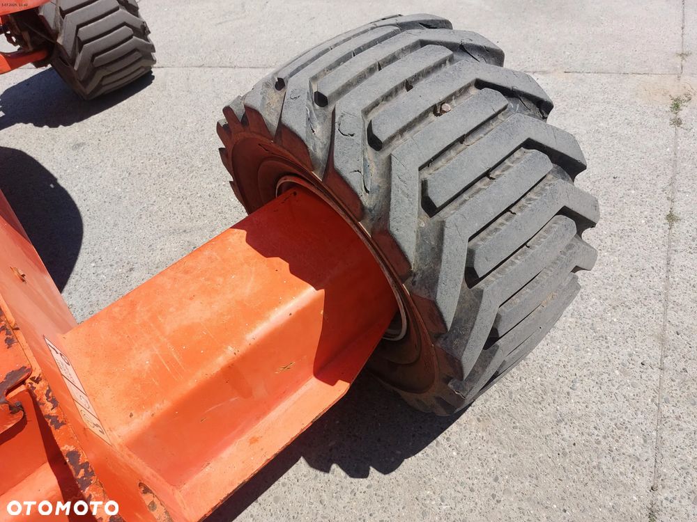JLG 510AJ - 13