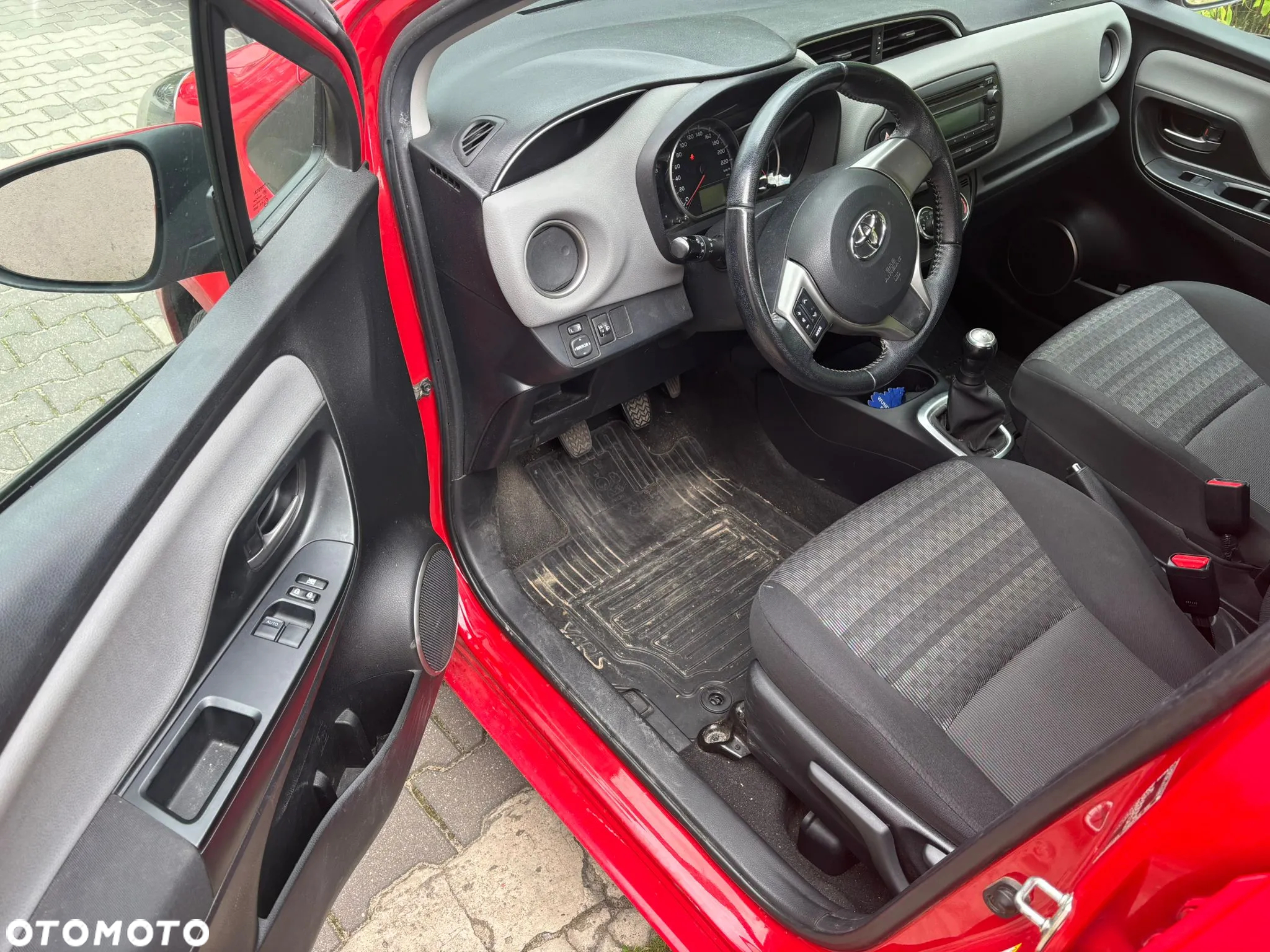 Toyota Yaris 1.0 Active - 7