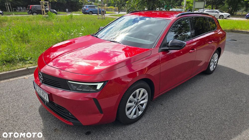 Opel Astra 1.2 Turbo Enjoy - 1