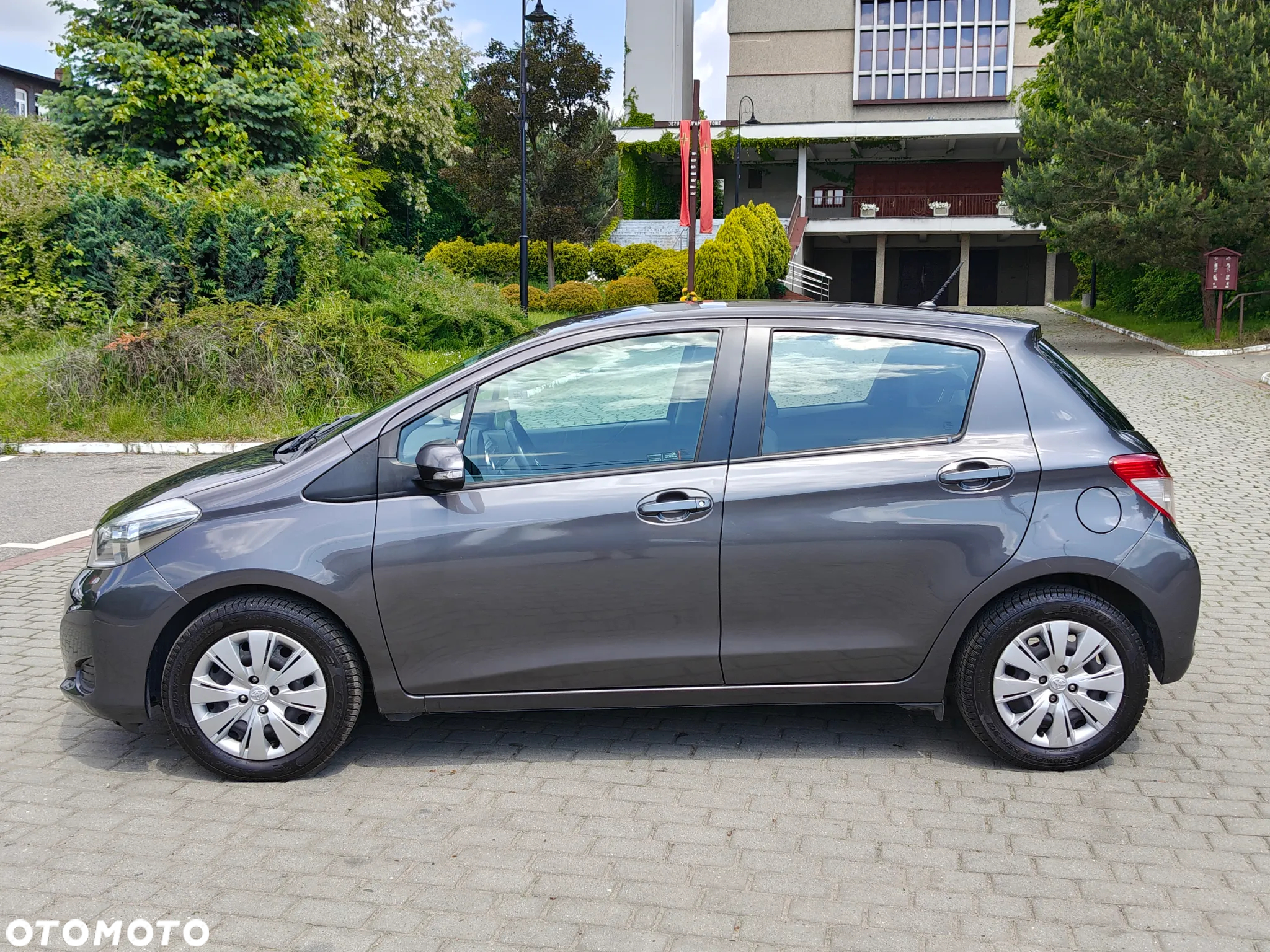 Toyota Yaris 1.0 Entry - 4