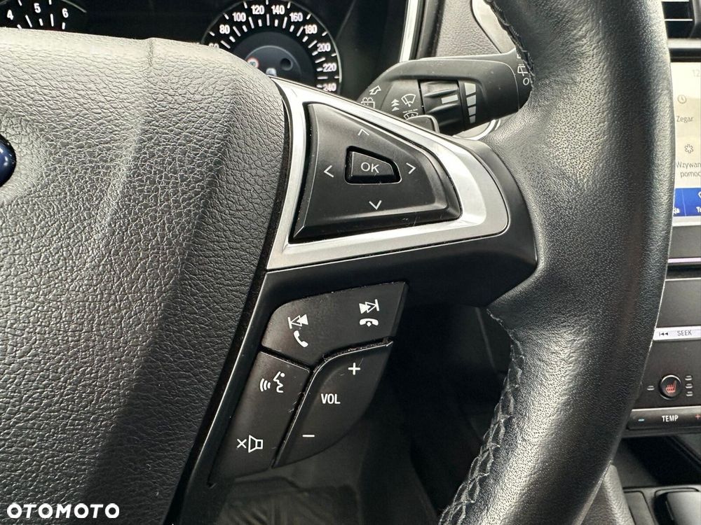 Ford Mondeo - 19