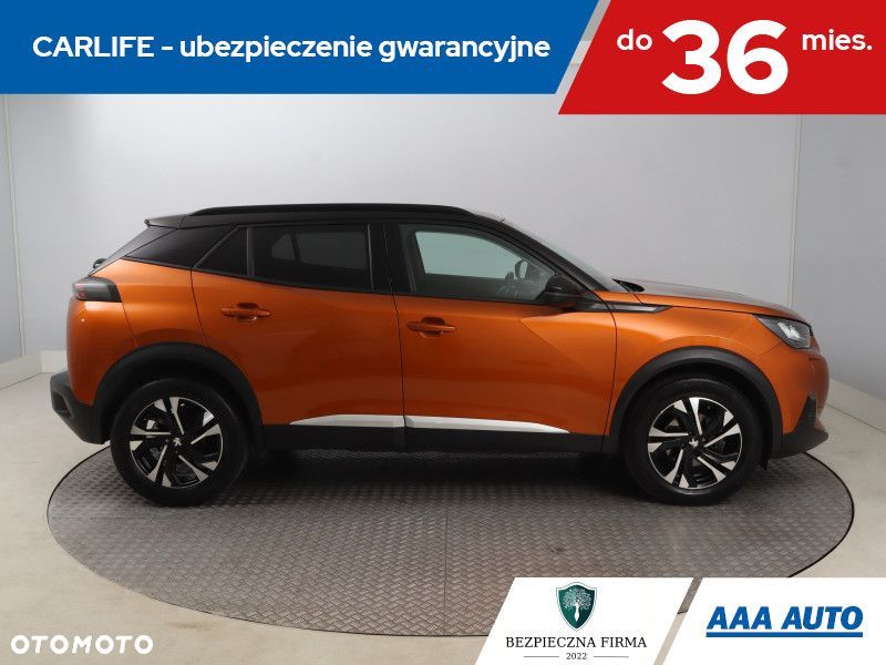 Peugeot 2008 - 8