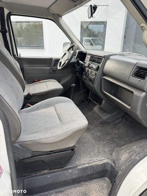 Volkswagen Transporter - 7