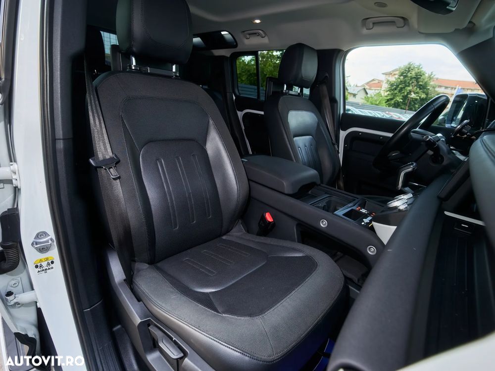 Land Rover Defender 110 2.0L D240 S - 15