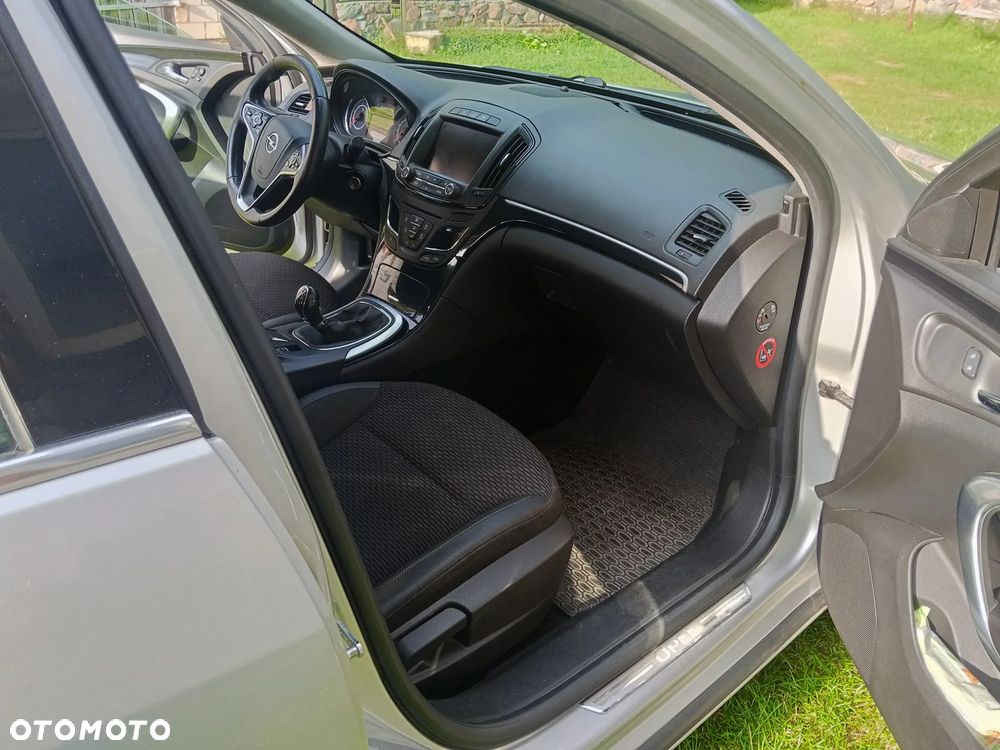Opel Insignia 2.0 CDTI - 11